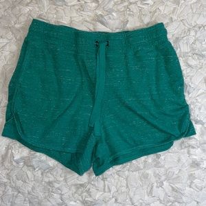 Women’s L Shorts
